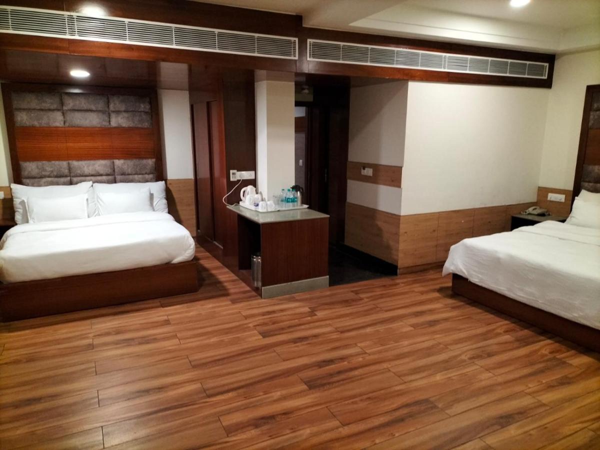 Hotel Ambica Katra Катра Екстер'єр фото