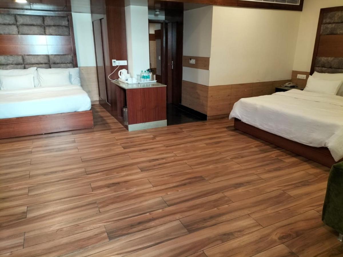 Hotel Ambica Katra Катра Екстер'єр фото