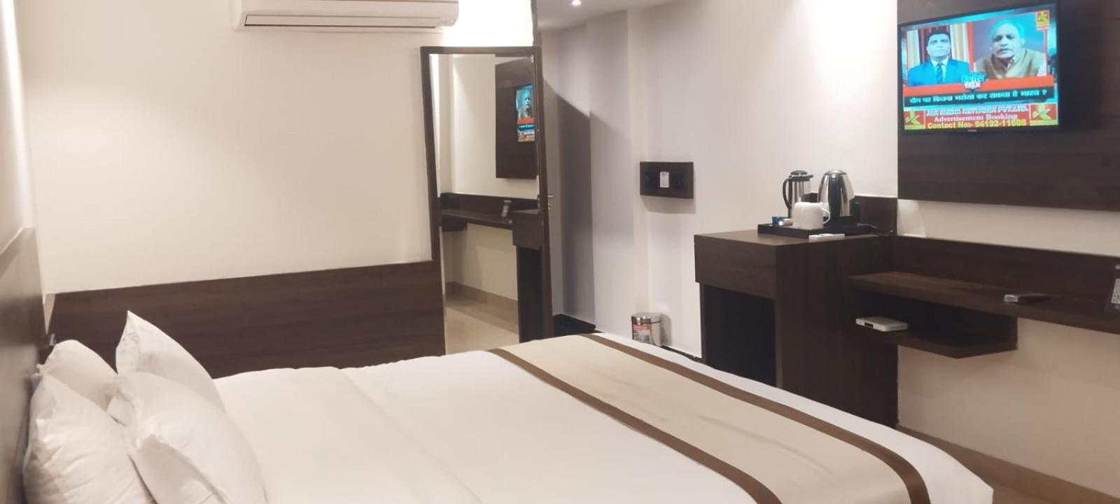 Hotel Ambica Katra Катра Екстер'єр фото