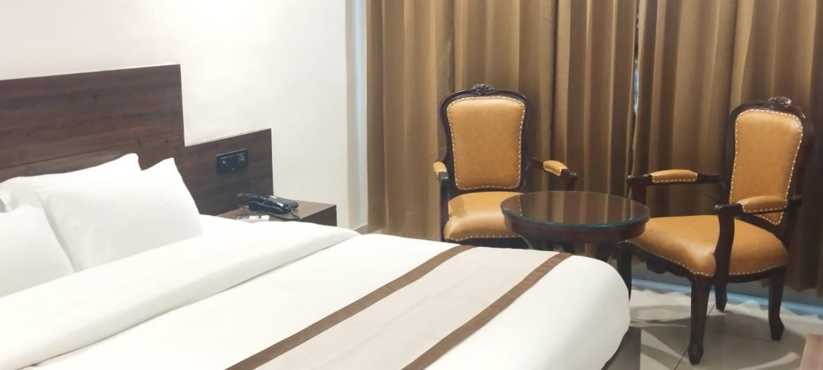 Hotel Ambica Katra Катра Екстер'єр фото