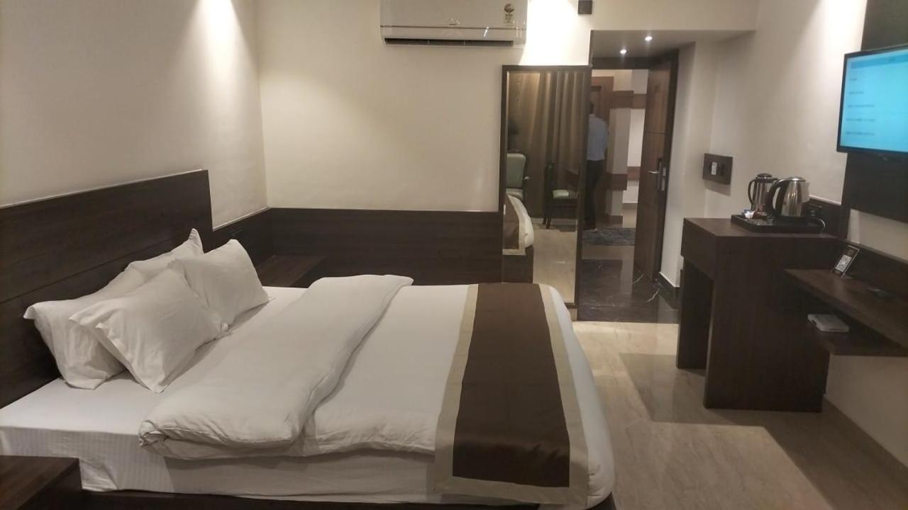 Hotel Ambica Katra Катра Екстер'єр фото