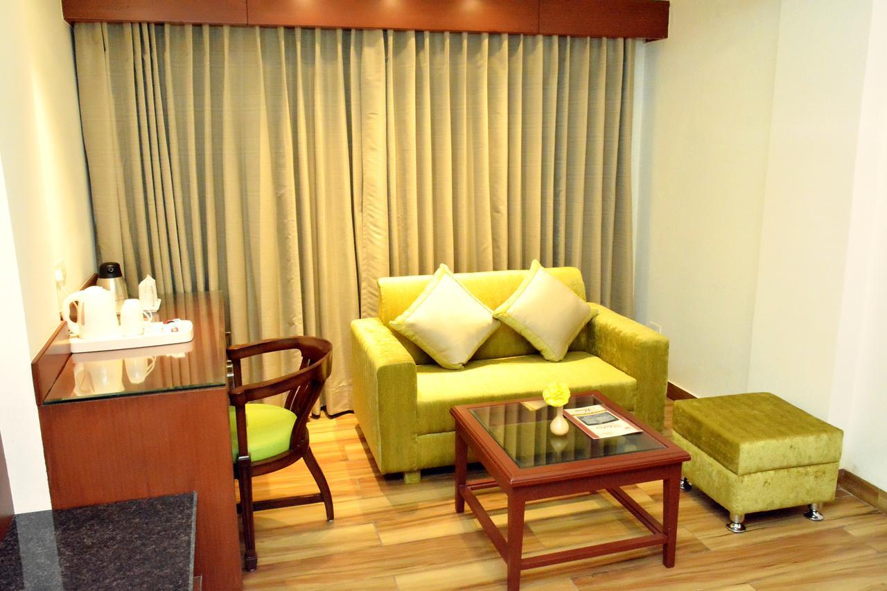 Hotel Ambica Katra Катра Екстер'єр фото