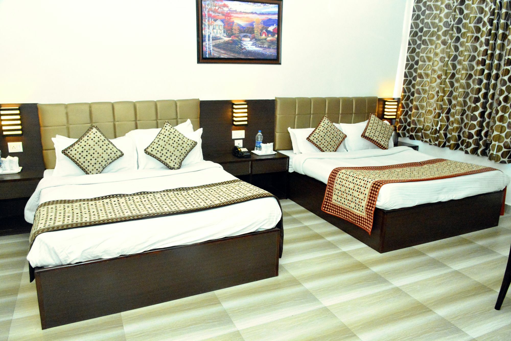 Hotel Ambica Katra Катра Екстер'єр фото